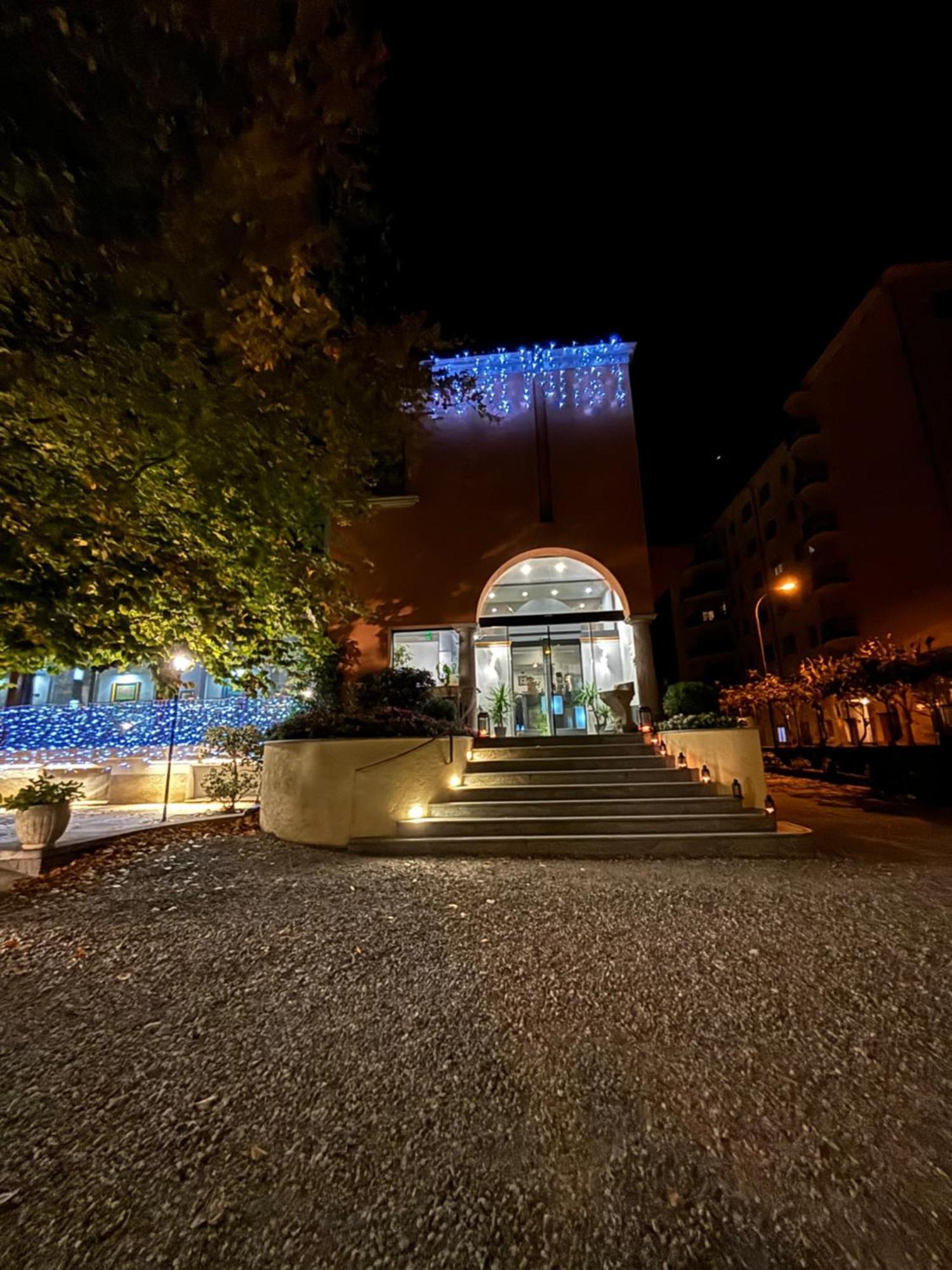 Villa Nasti Hotel Ristorante Canzo 외부 사진