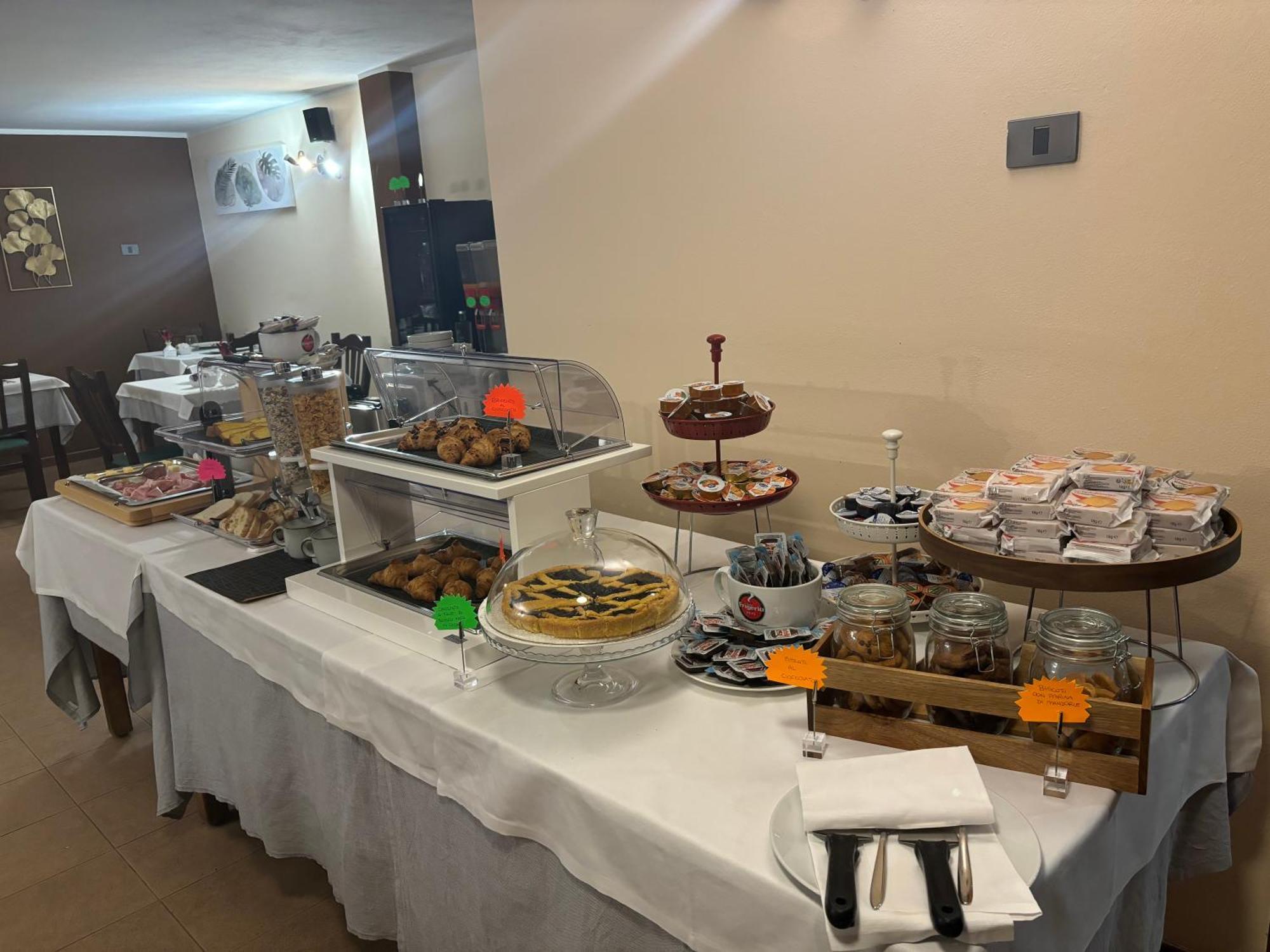 Villa Nasti Hotel Ristorante Canzo 외부 사진