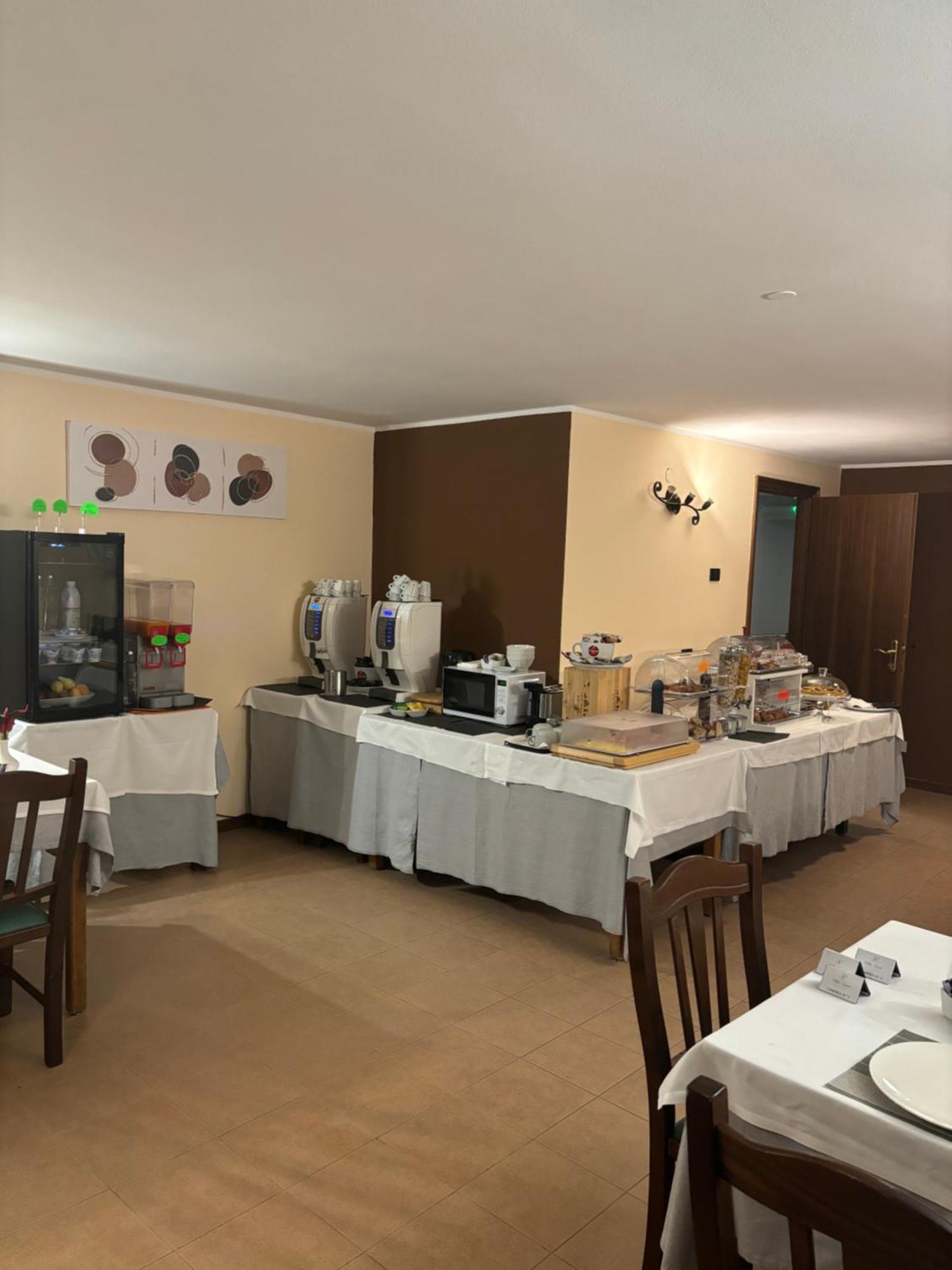Villa Nasti Hotel Ristorante Canzo 외부 사진