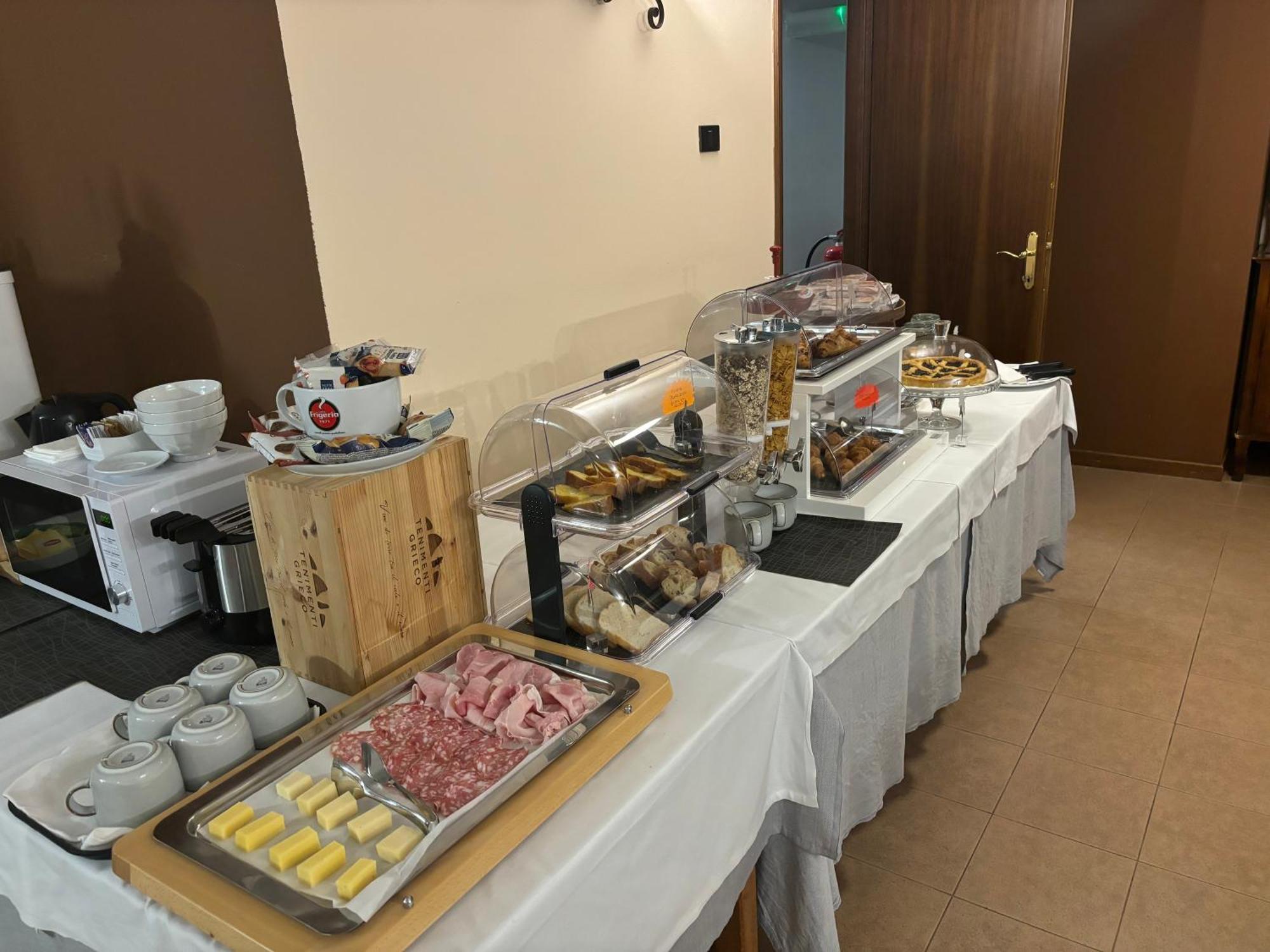Villa Nasti Hotel Ristorante Canzo 외부 사진