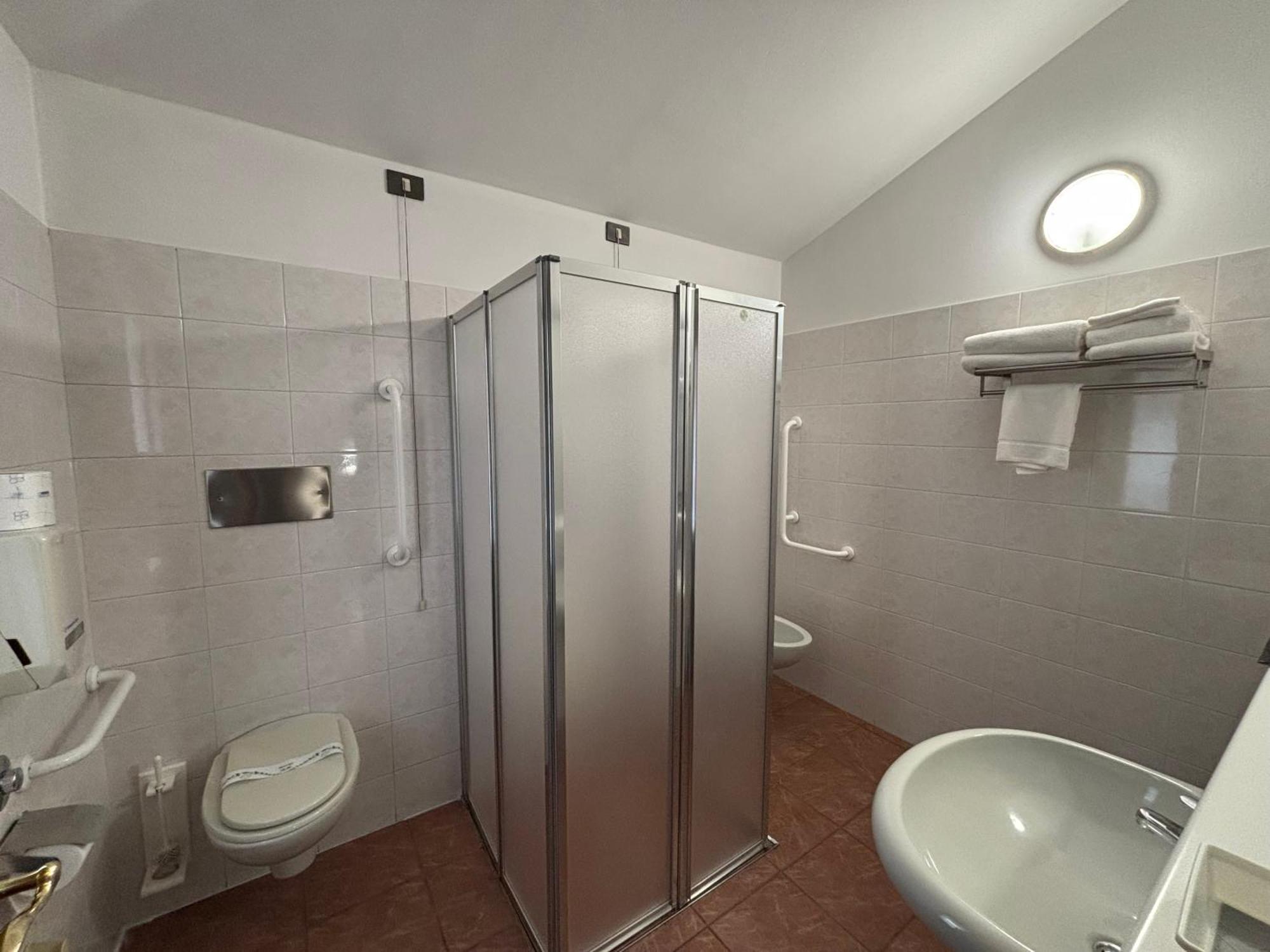 Villa Nasti Hotel Ristorante Canzo 외부 사진