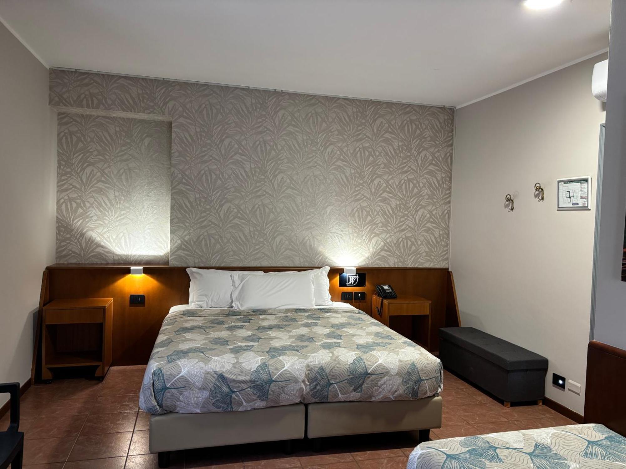 Villa Nasti Hotel Ristorante Canzo 외부 사진